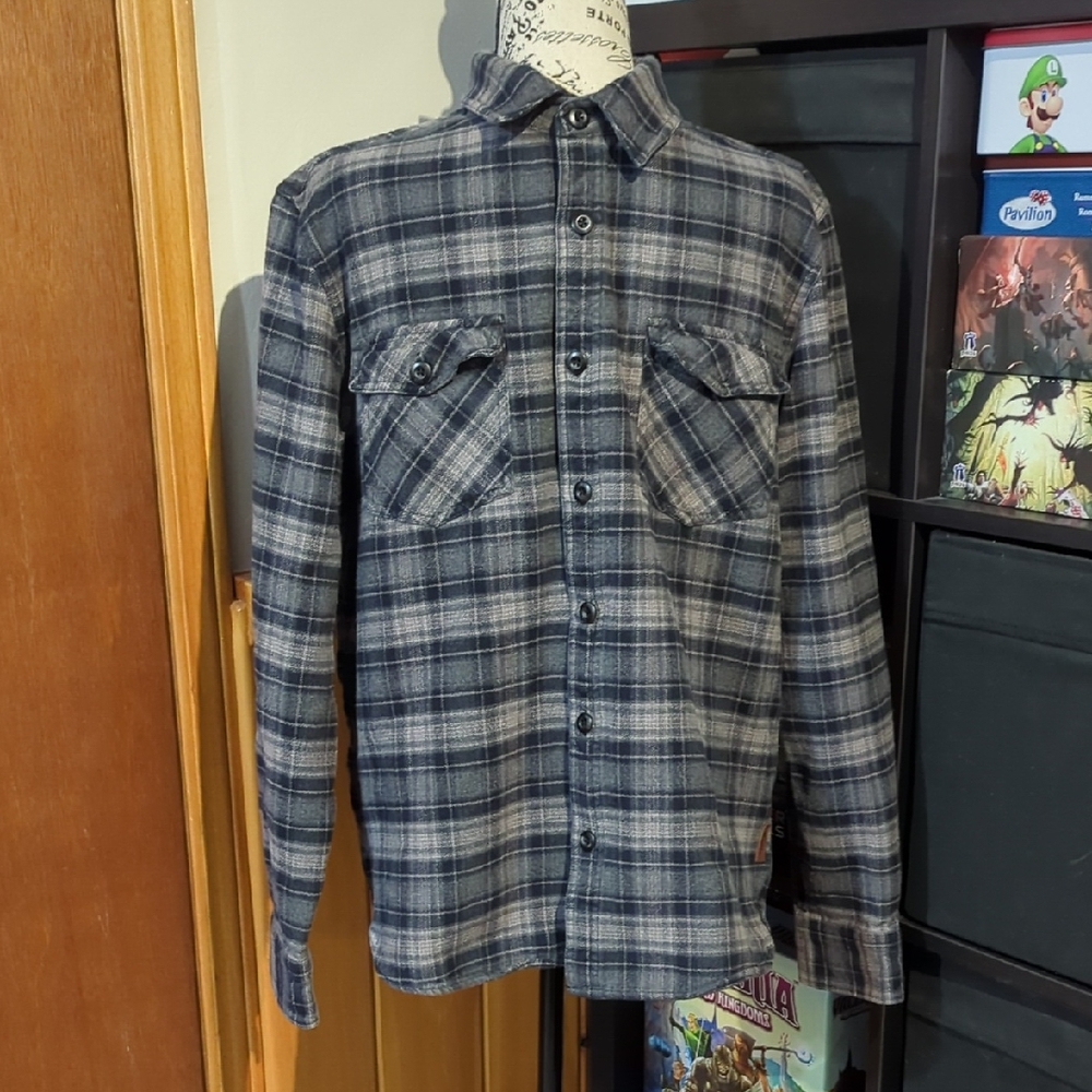 Roots Size S Men's Gray and Black Plaid Button-Up Shirt - Picture 14 of 15